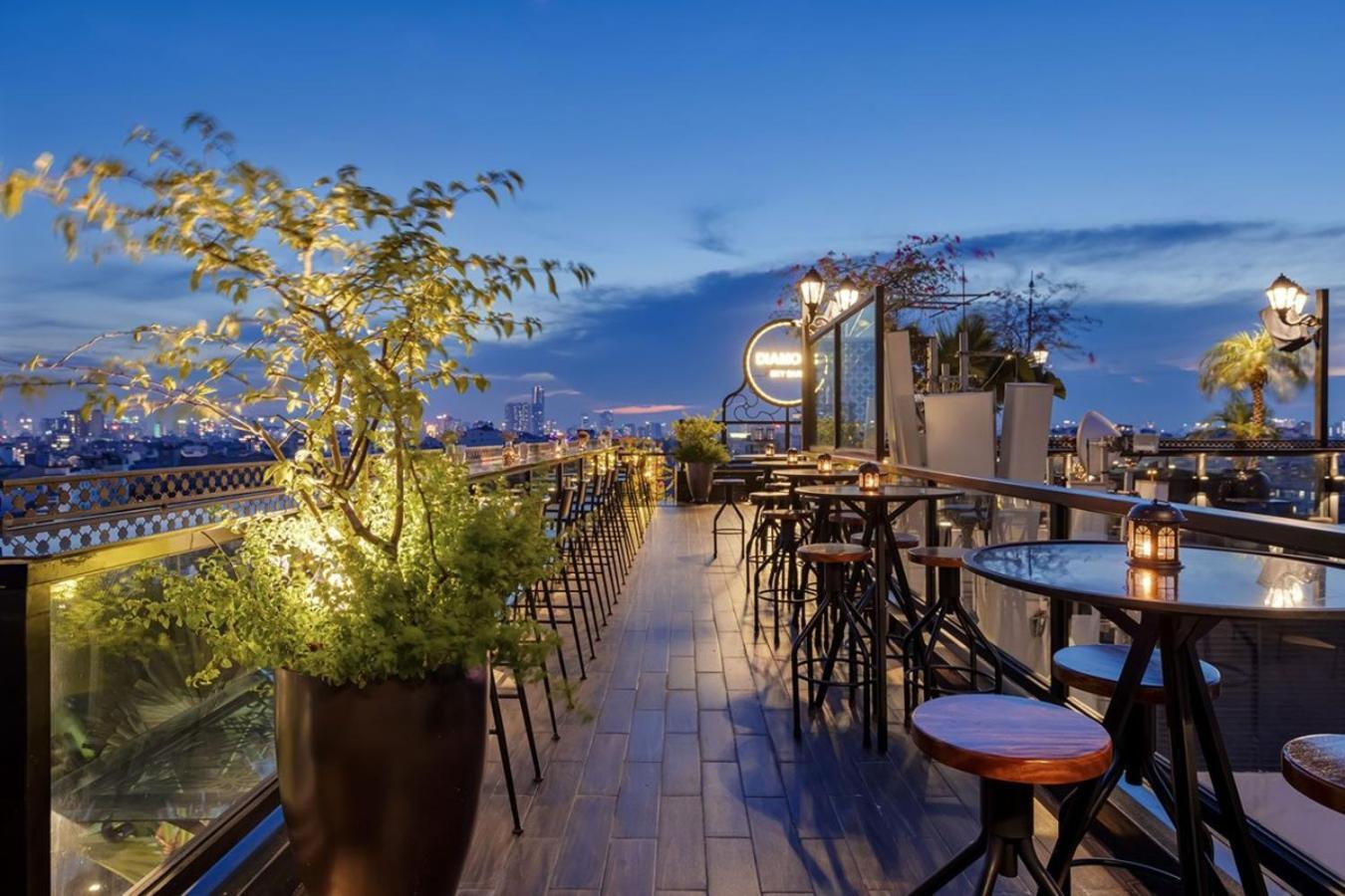 La Mejor Hotel & Sky Bar Ханой Экстерьер фото